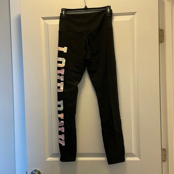 Victoria’s Secret Pink Tie Dye Colorful Leggings Black - Picture 2 of 4